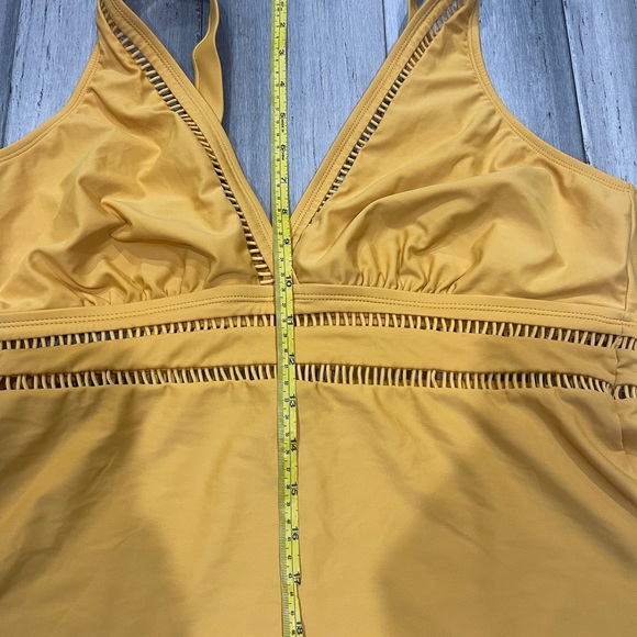 Time And Tru Women’s Tank Adj Straps Lattice Design Gold Topaz Color Sz 1X 16-18 - Picture 7 of 7